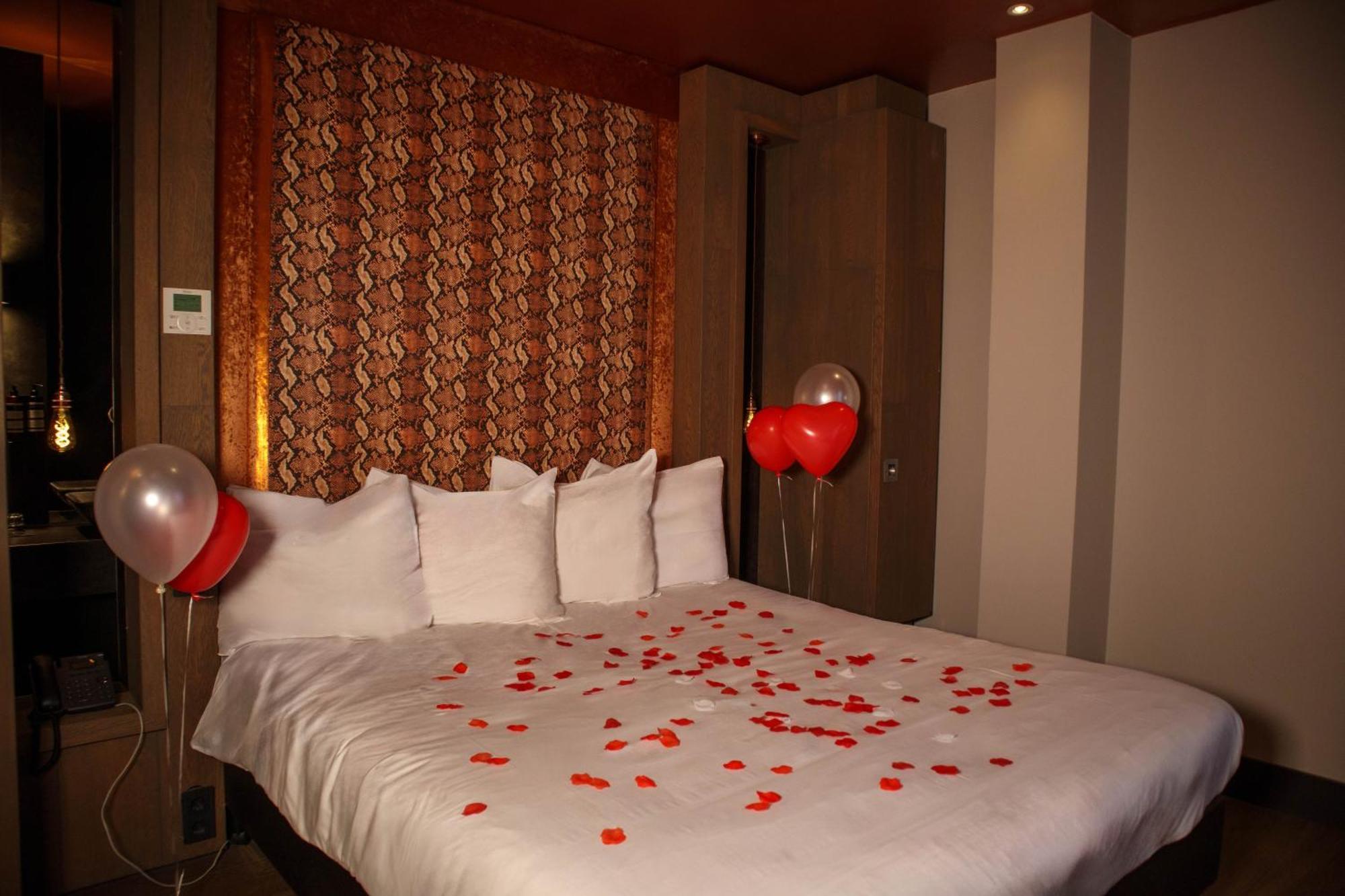 Manzo'S Suites Ζάανταμ Εξωτερικό φωτογραφία