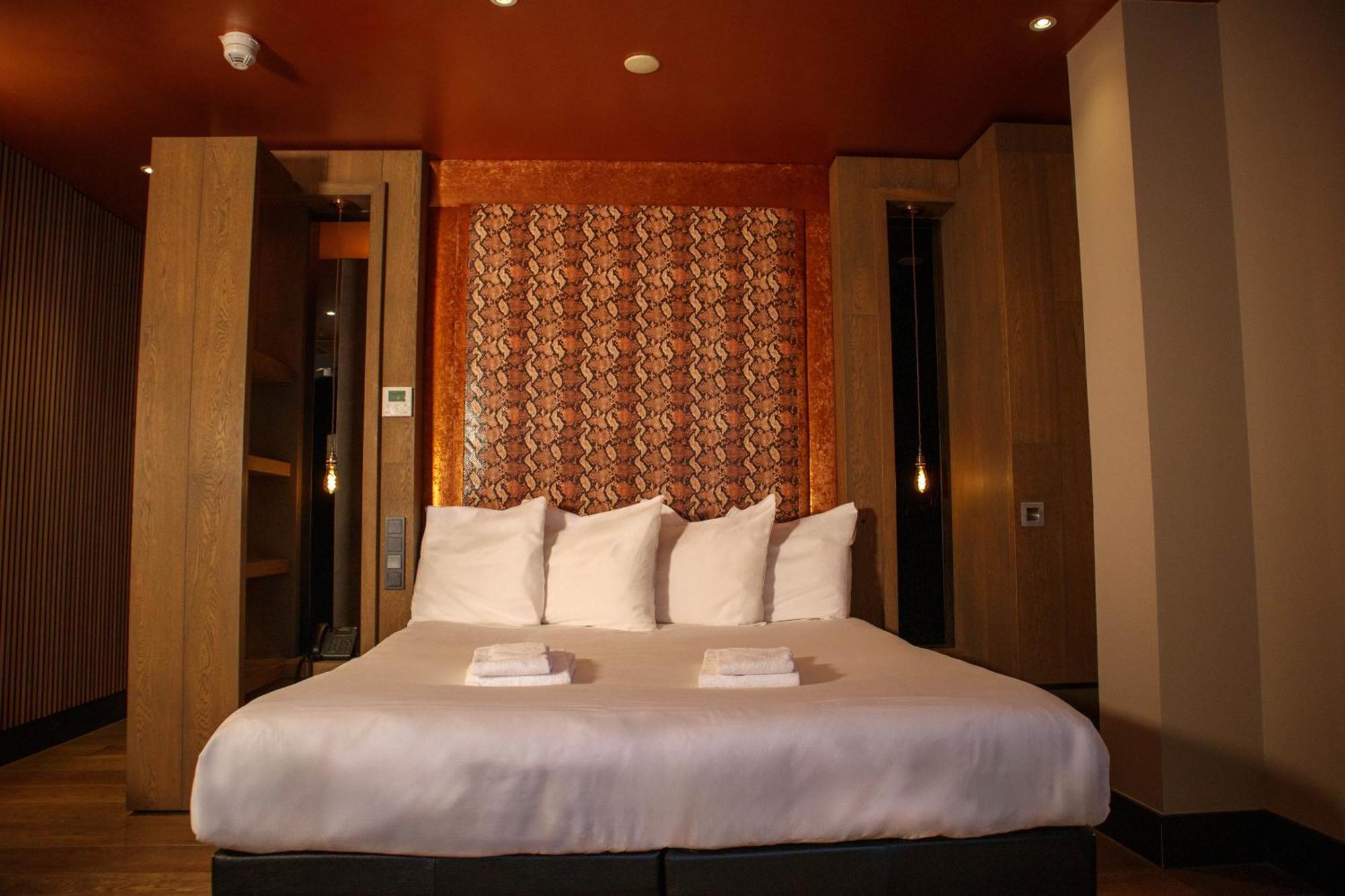 Manzo'S Suites Ζάανταμ Εξωτερικό φωτογραφία